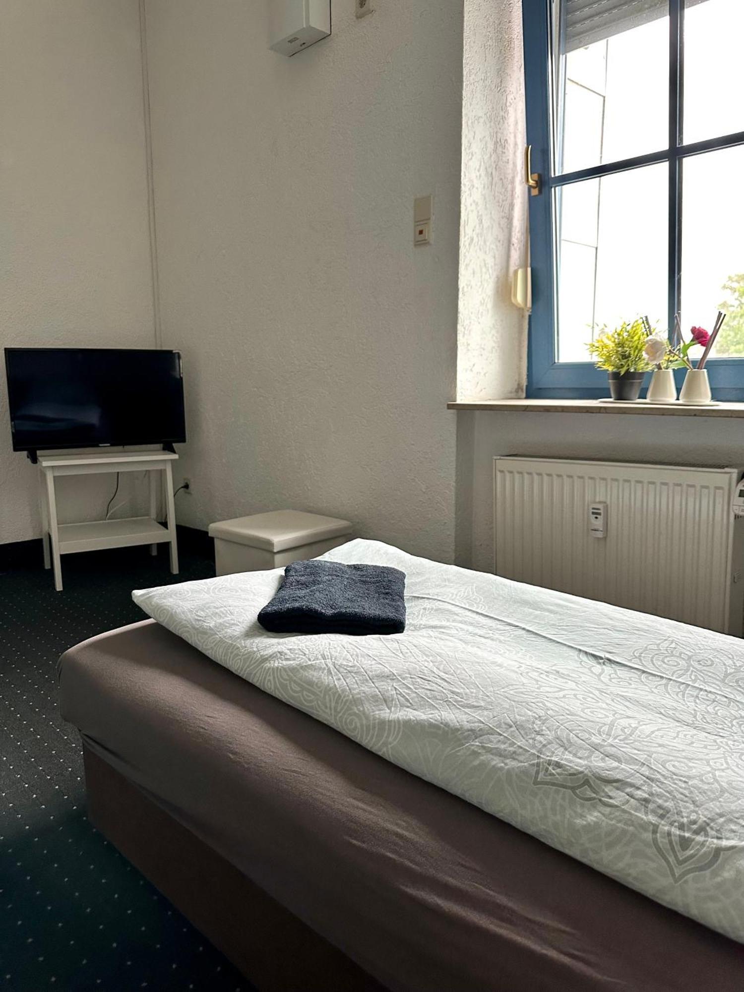 #World Ferienwohnung Schkeuditz Eksteriør bilde
